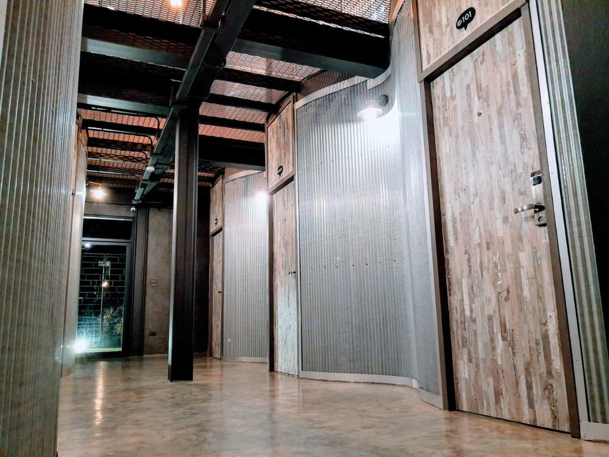 Asleep By Lantana Hostel Pattaya Exterior photo