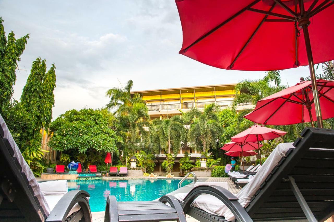 Asleep By Lantana Hostel Pattaya Exterior photo