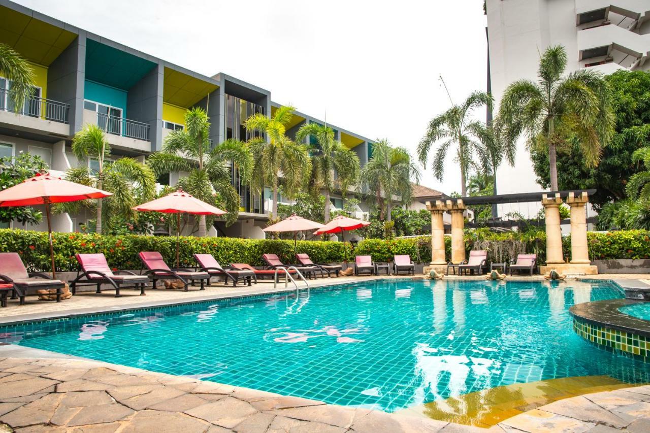 Asleep By Lantana Hostel Pattaya Exterior photo